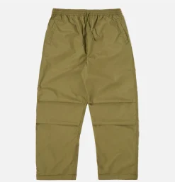 UNIVERSAL WORKS Pantalons*Parachute Pant Poly Tech Olive